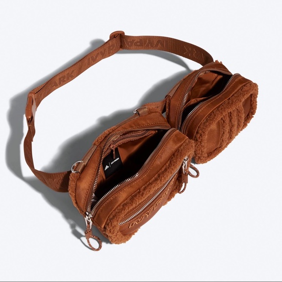 NWT ADIDAS ORIGINALS Beyonc Ivy Park Sherpa Belt Bag HA6688 - Picture 5 of 15